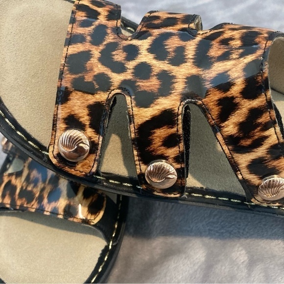 Alegria Dinah Leather Slip-On Sandals with Adjustable Strap Size 39 (US 9) - Picture 10 of 15